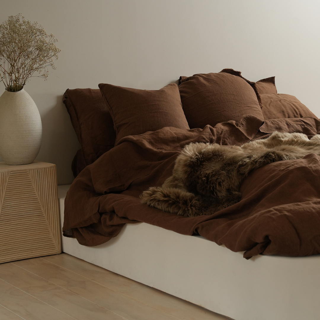 100% french flax linen duvet cover set in mocha, detail view