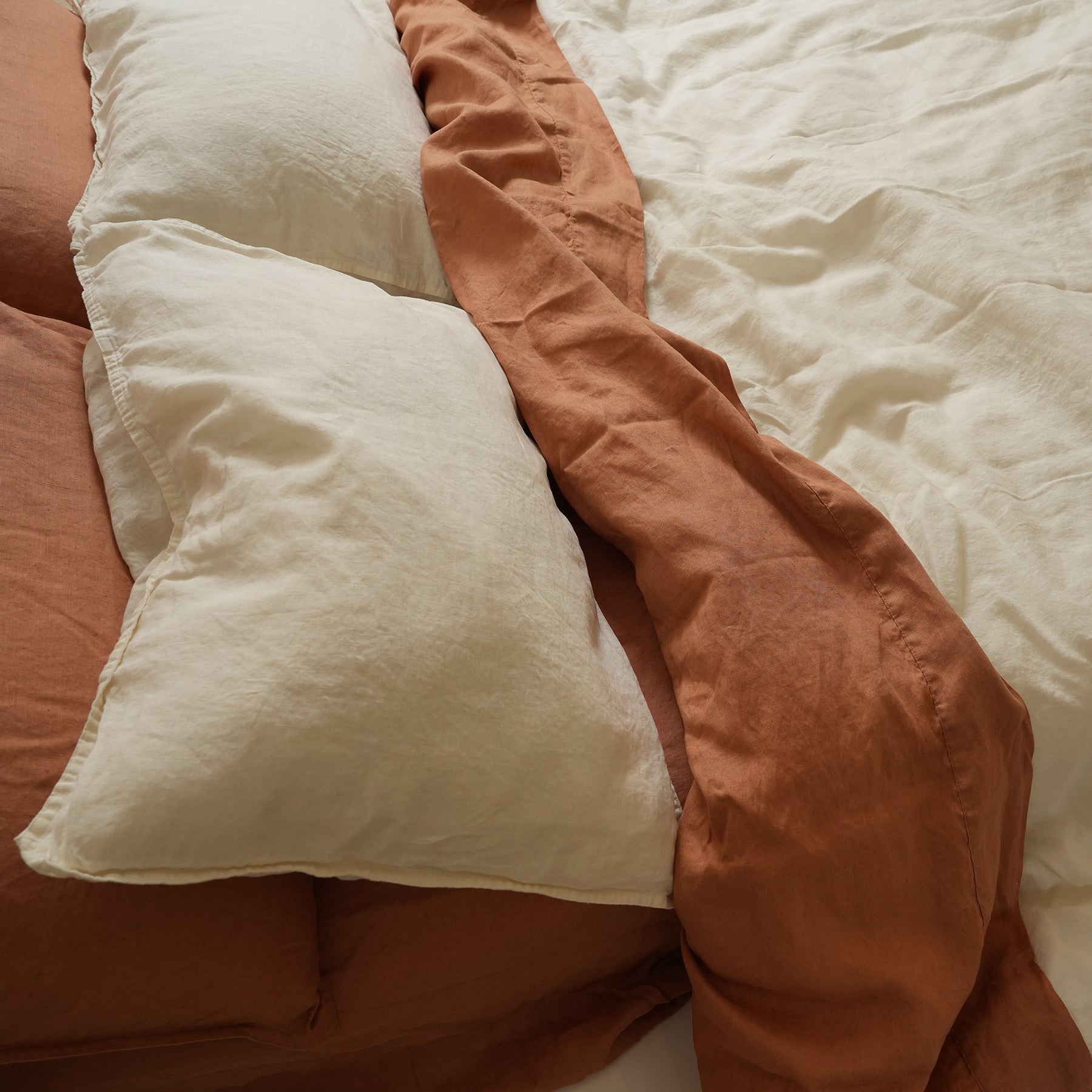 100% french flax linen sheet set in hazelnut, alternate angle