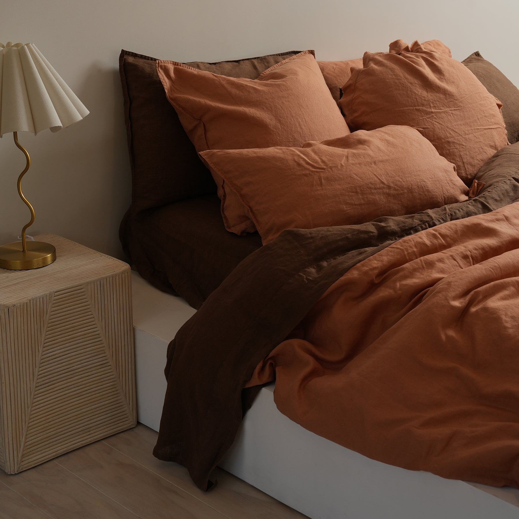 Flax Linen Round Feather Filled Cushion in Hazelnut – Home Lab NZ