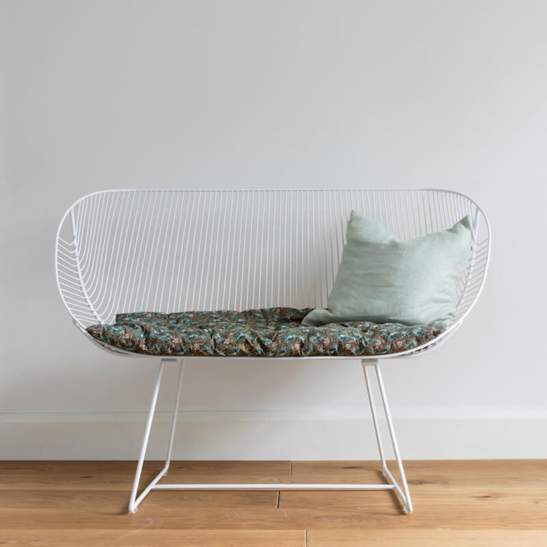 Orere Sofa – STAINLESS STEEL WHITE