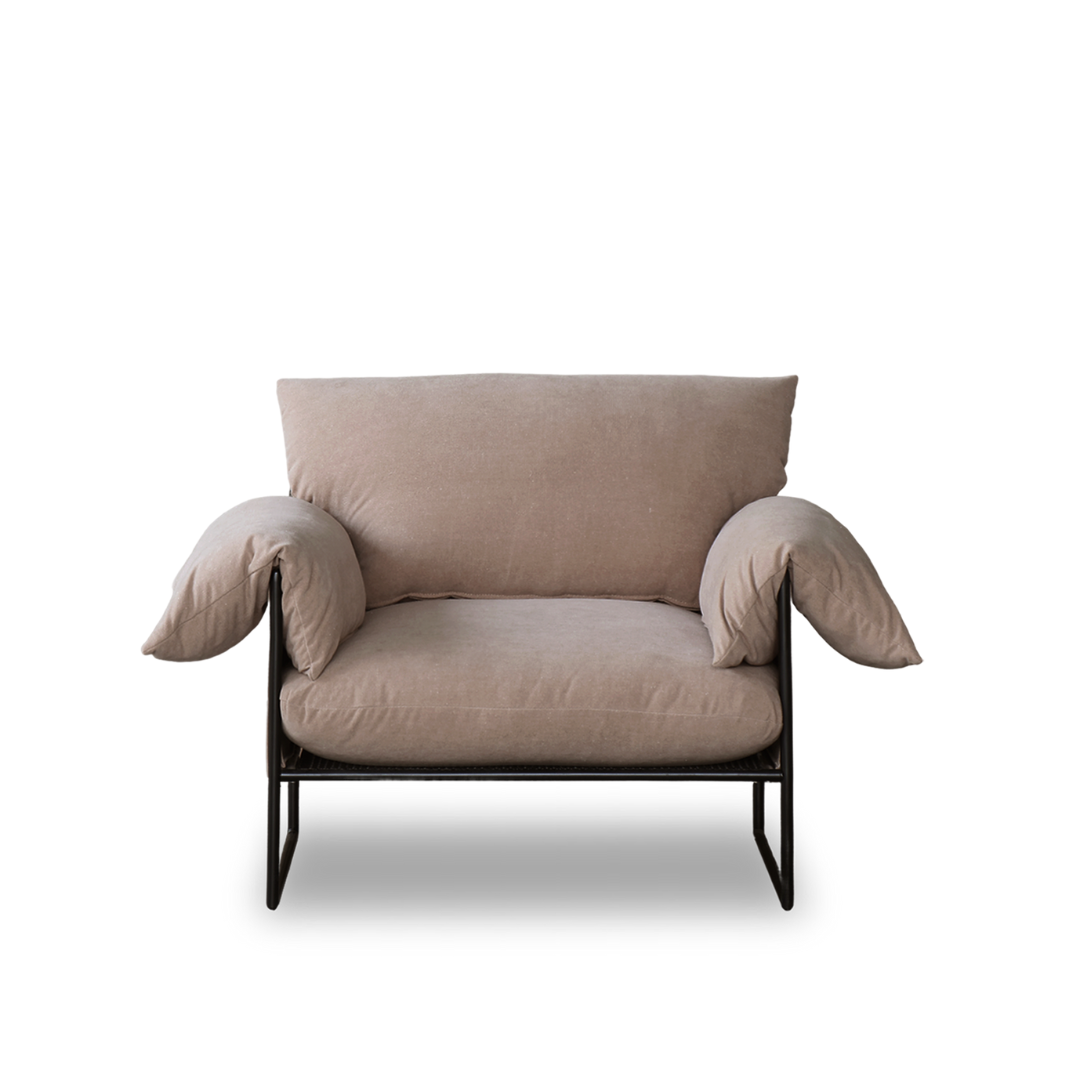 Bobbi occasional chair, detail view