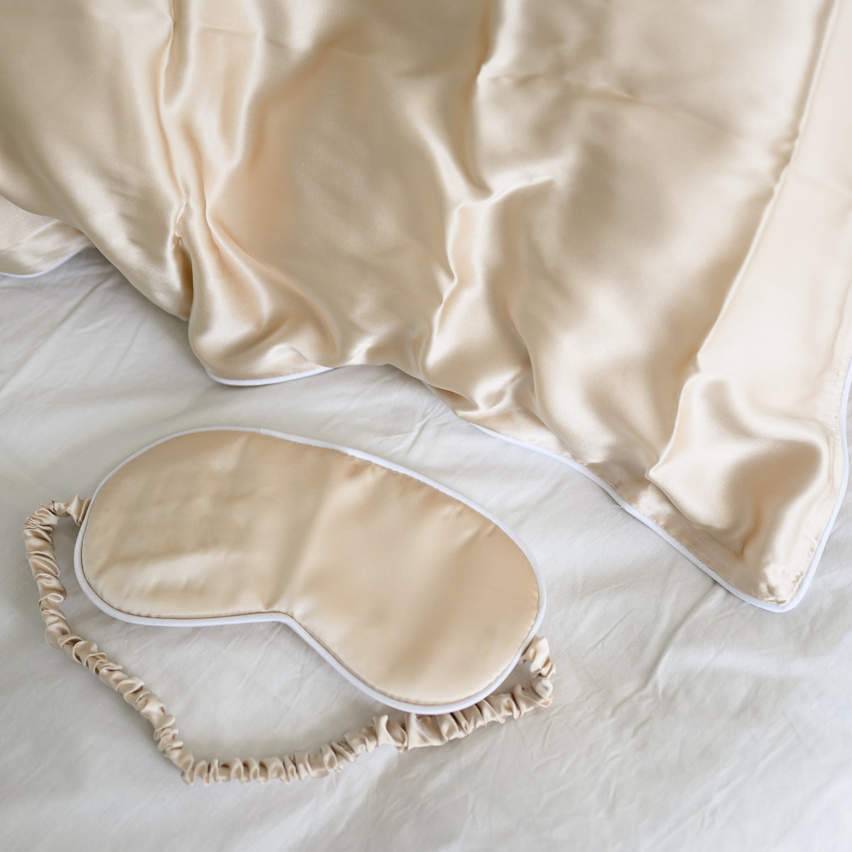 100% Pure Silk Gift Set- Champagne with White Piping