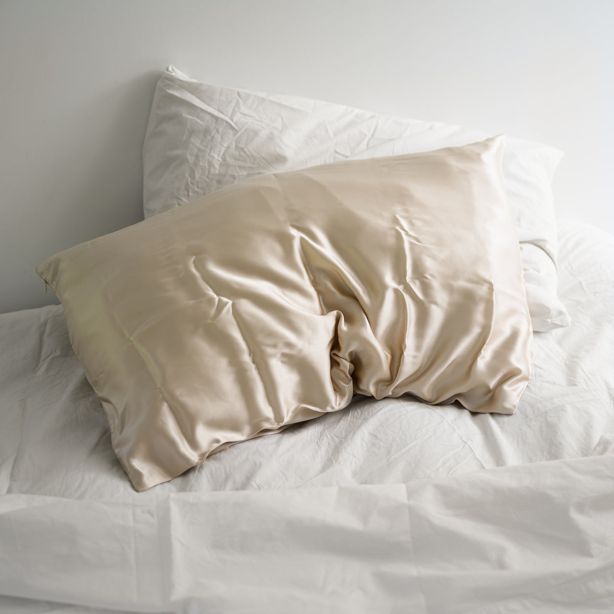 100% Pure Silk Pillowcase - Champagne with White Piping