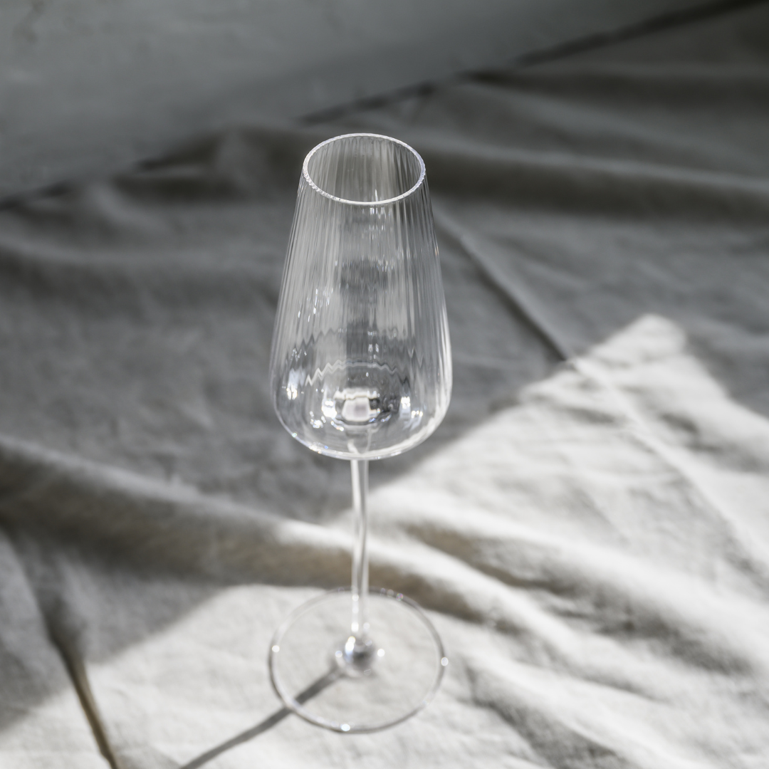 Melted crystal champagne flute in set of 4
