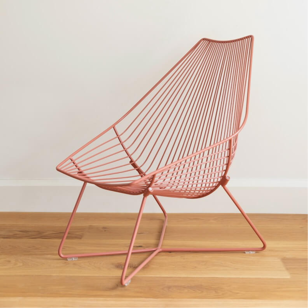 Piha lounger in adobe