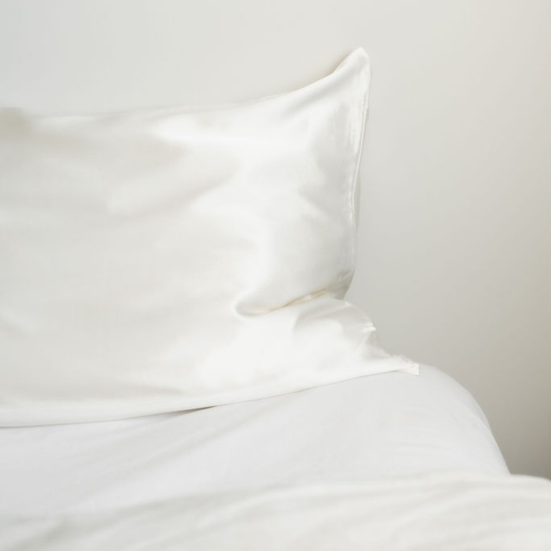 Pure silk pillowcase in Milk