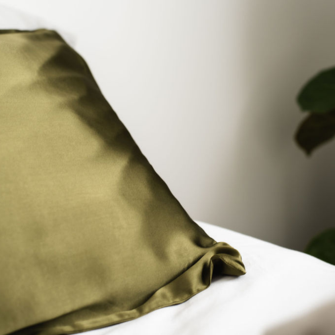 Pure silk pillowcase in Olive