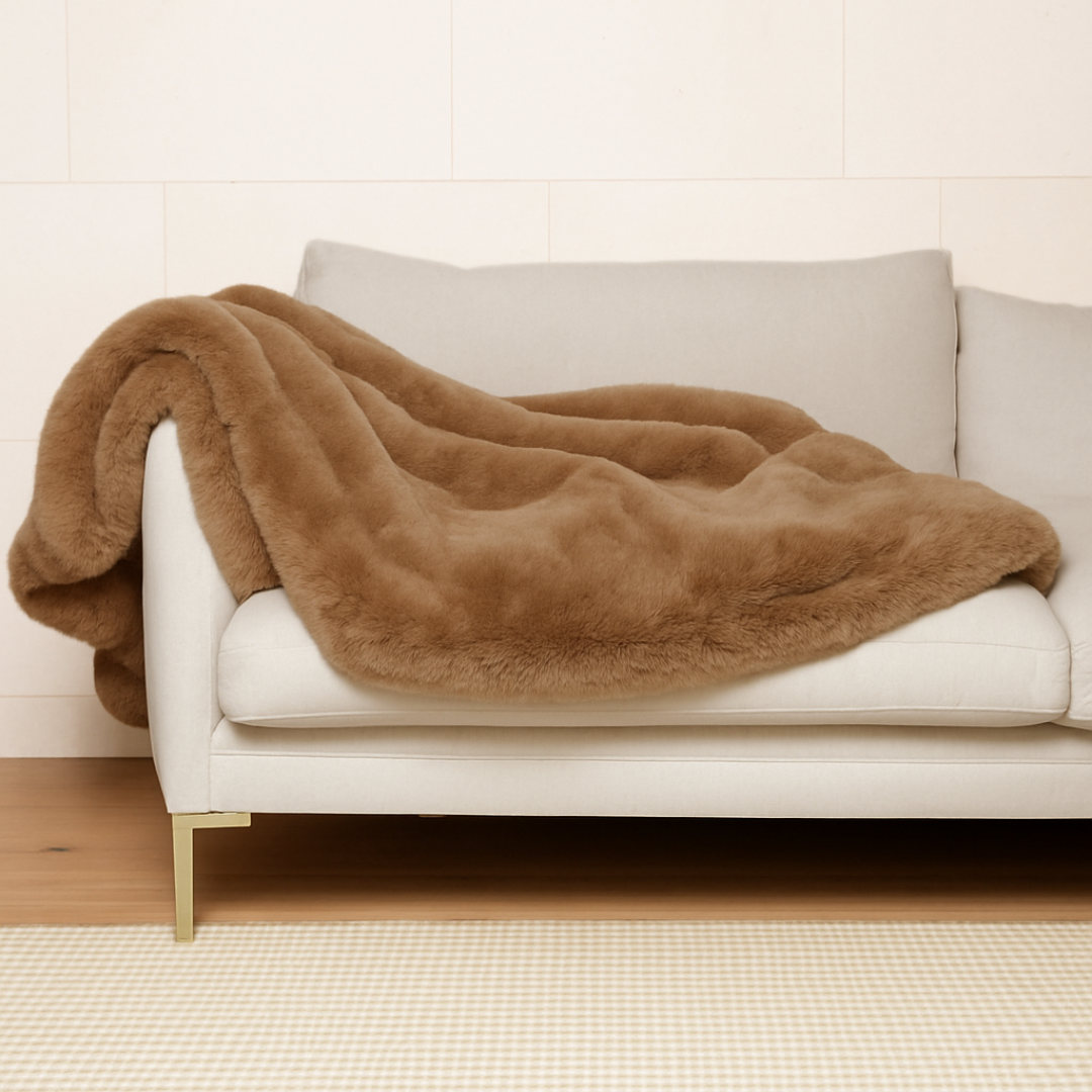Vegan fur throw in mocha, close-up