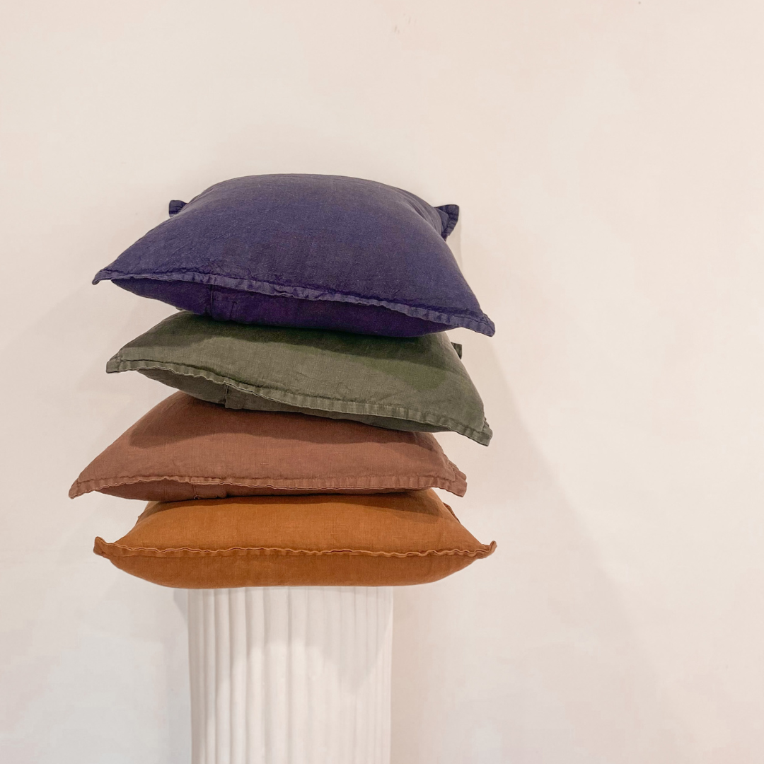 100% belgium linen vintage washed cushion- feather filled in navy, detail view