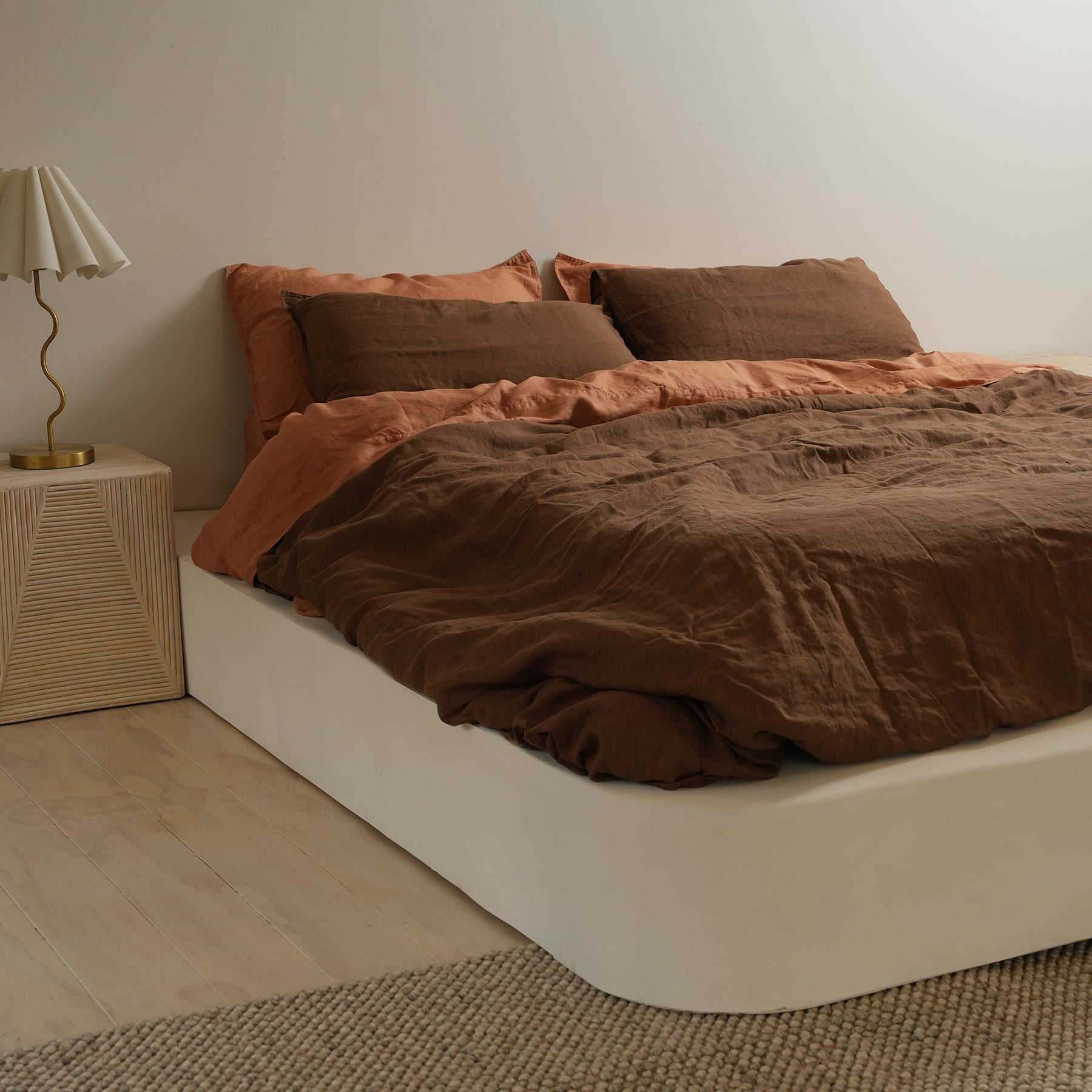 100% french flax linen duvet cover set in mocha