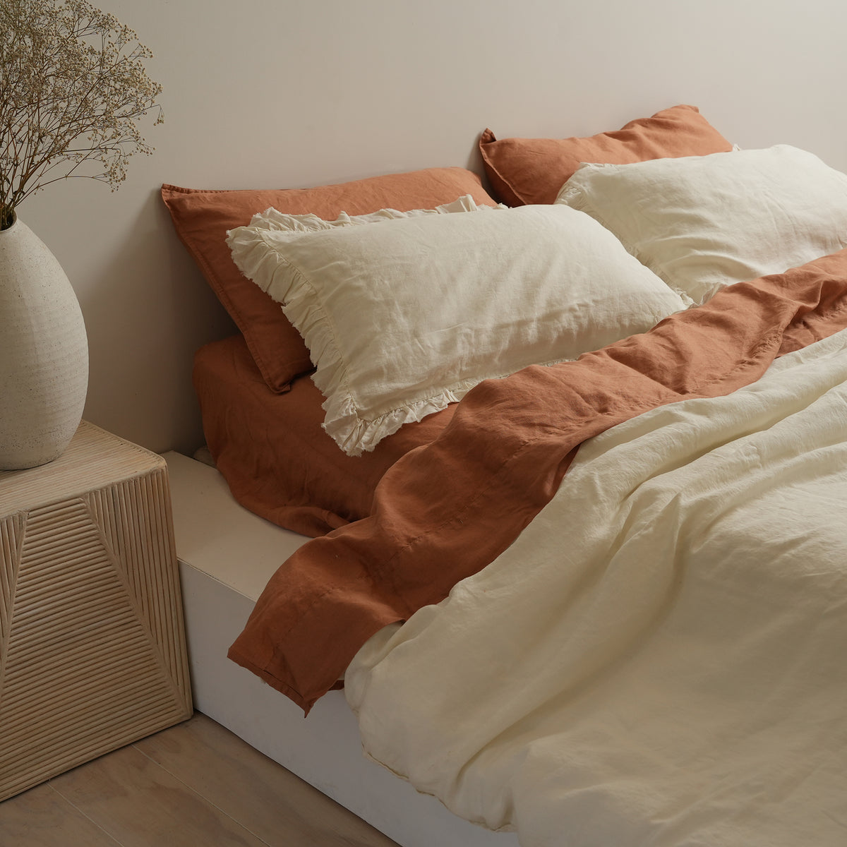 100% french flax linen ruffle edge pillowcase pair in milk, close-up