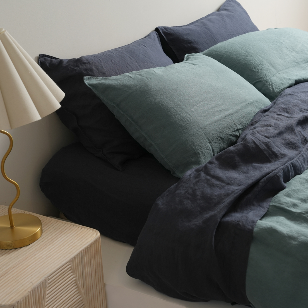 100% french flax linen sheet set in midnight, close-up