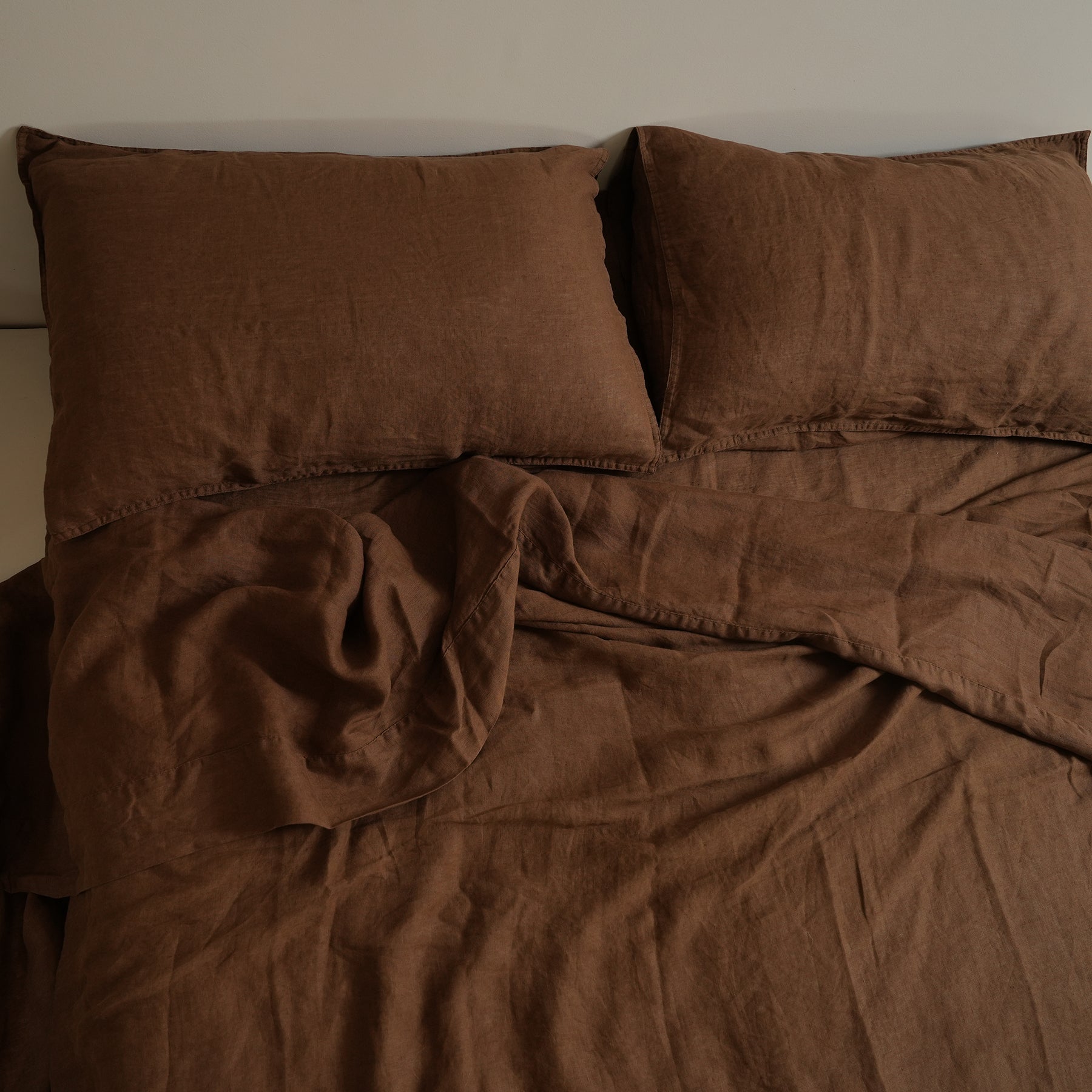 100% french flax linen sheet set in mocha, styled shot