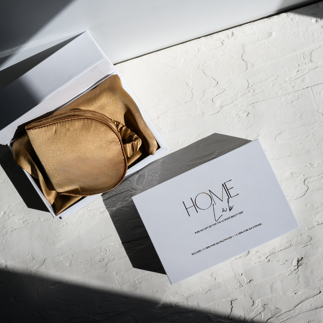 100% pure silk gift set in mocha, detail view