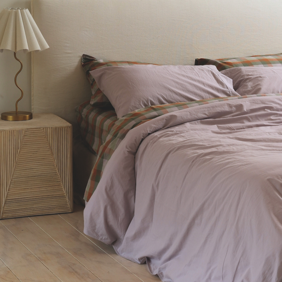 100% stonewashed cotton duvet set in lavender, close-up