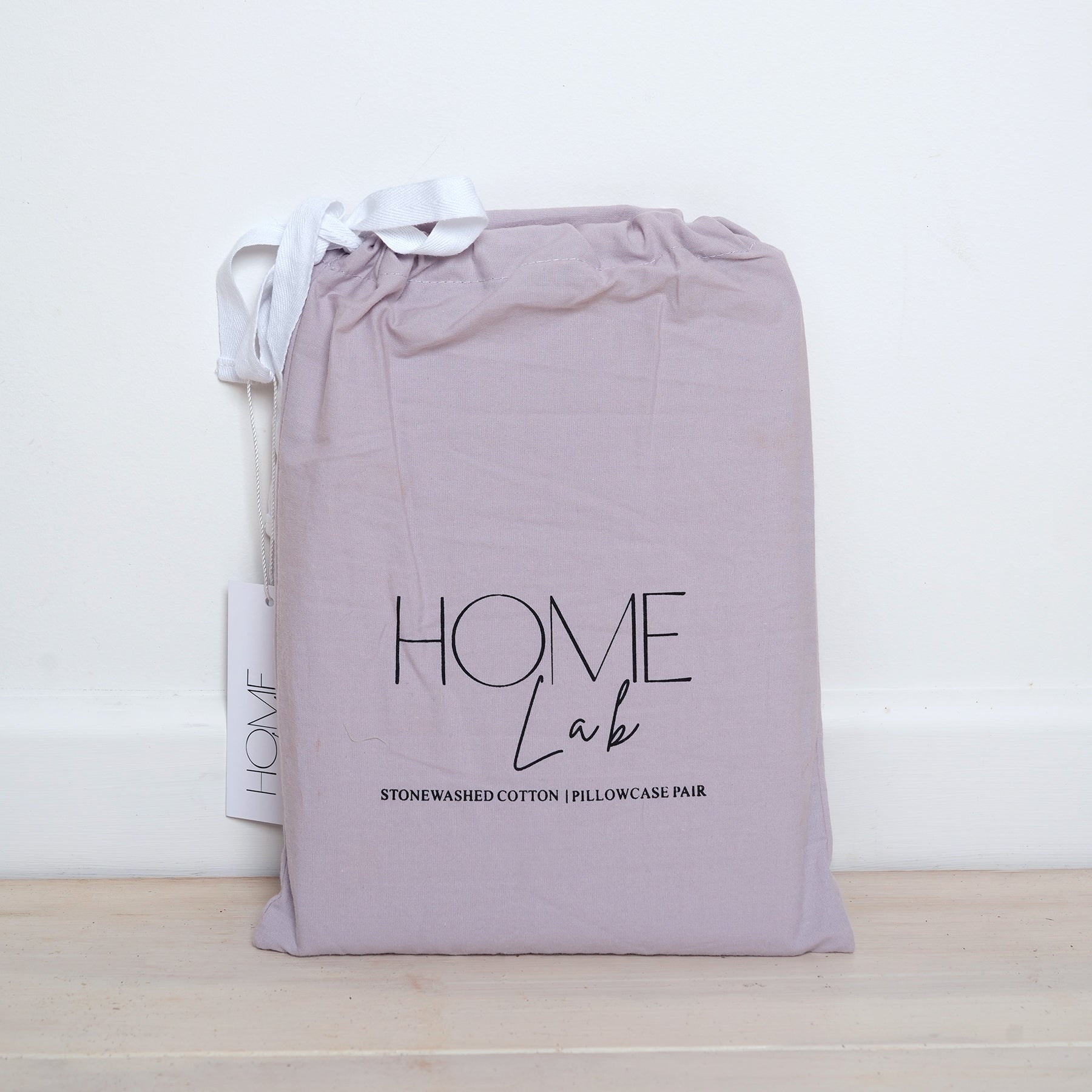 100% stonewashed cotton pillowcase pair in lavender, detail view