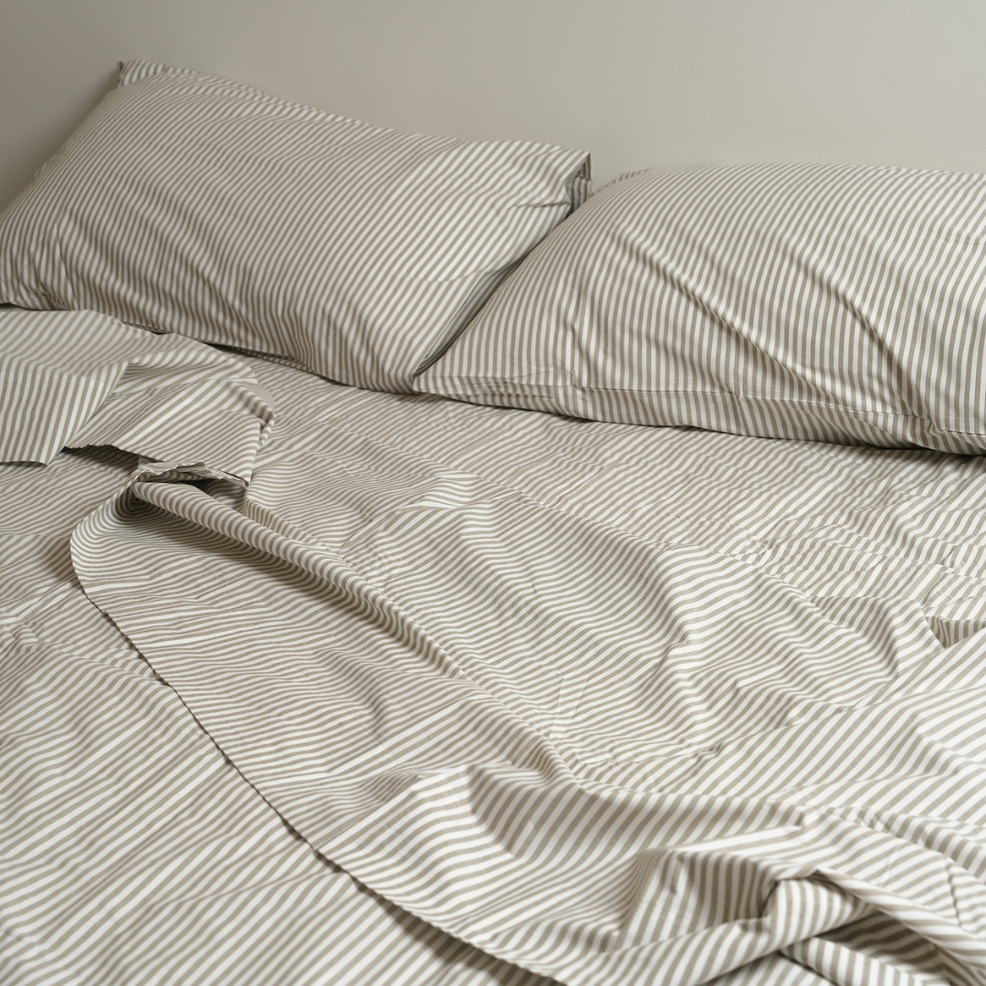 100% stonewashed cotton sheet set in olive stripe, detail view