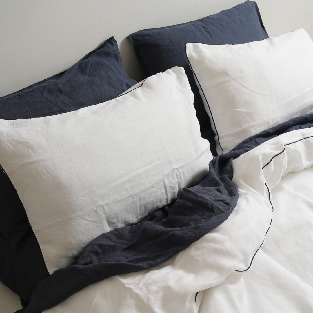 100% French Flax Linen Piped Duvet Cover Set - White/ Navy