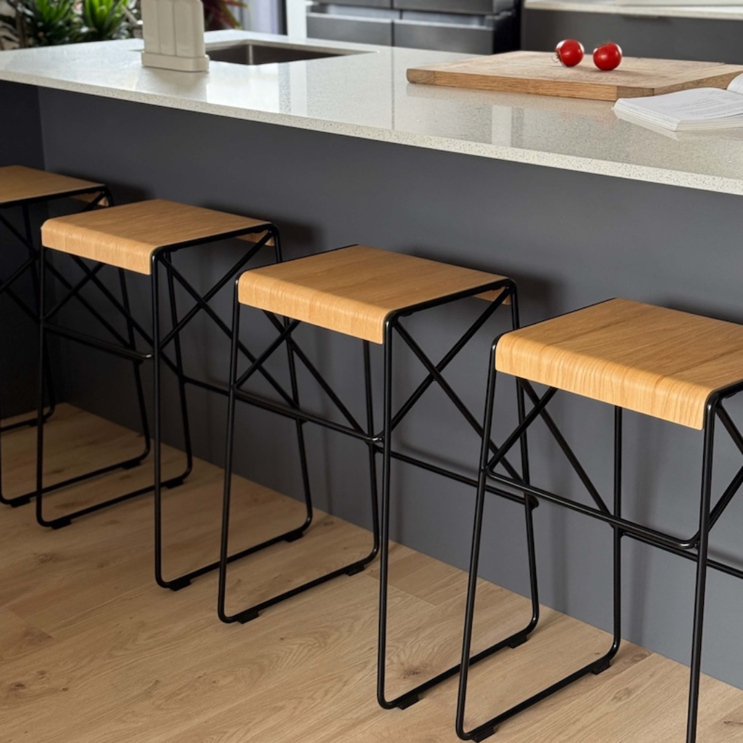 Karori stool- Black