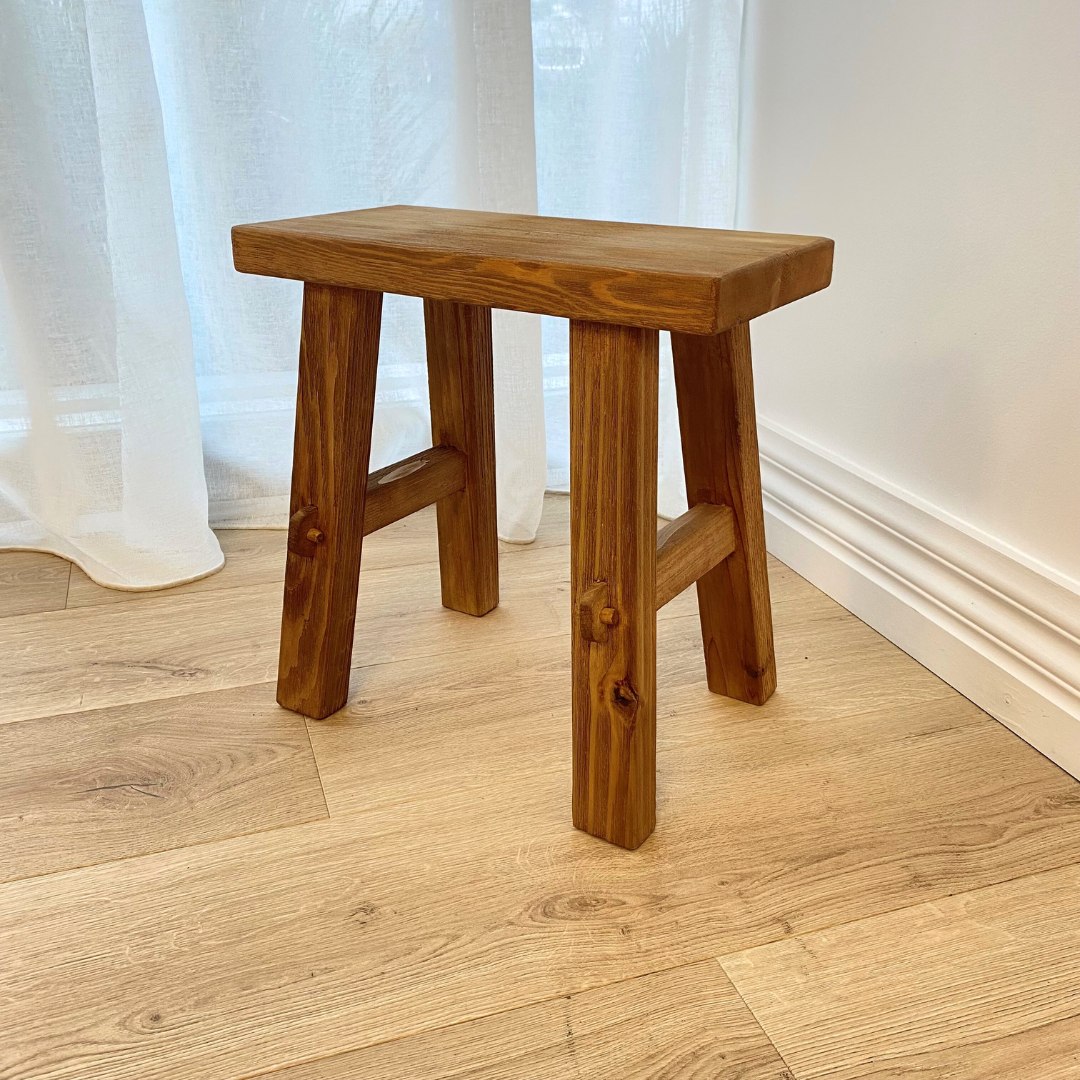 Small Reclaimed Wood Bench- Natural