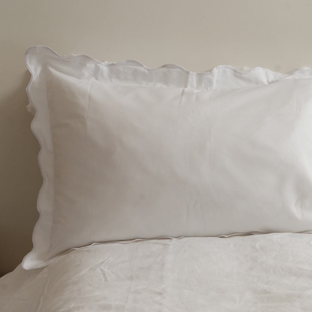 Celine pillowcase pair in white