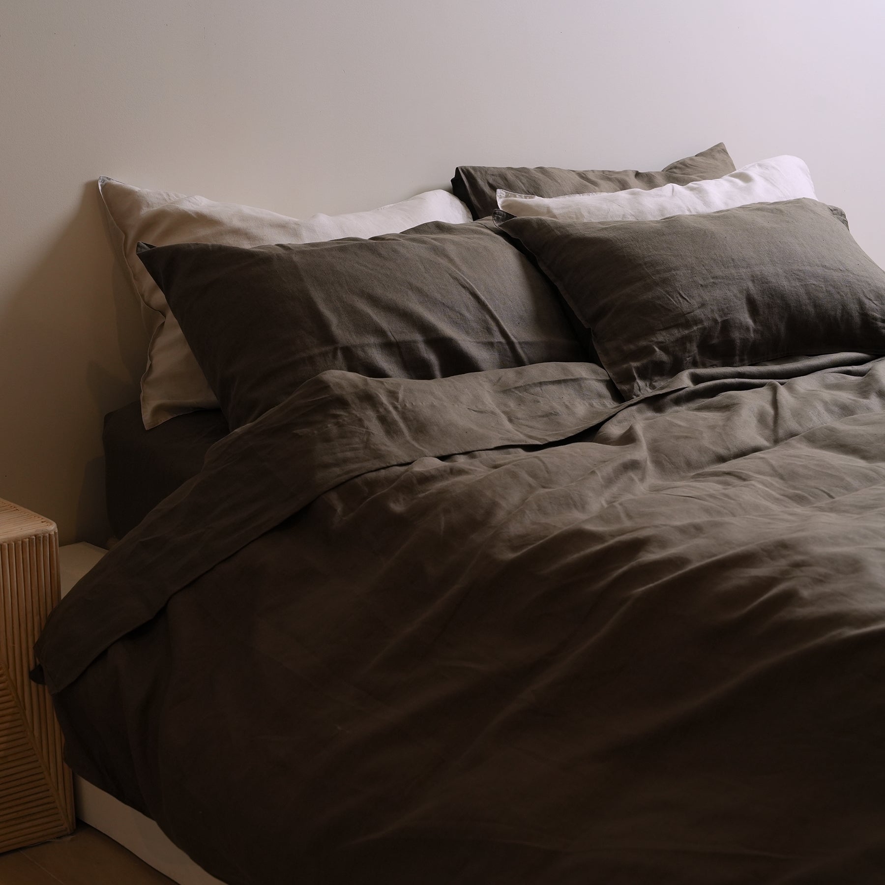 French flax linen duvet set in Deep Moss side view