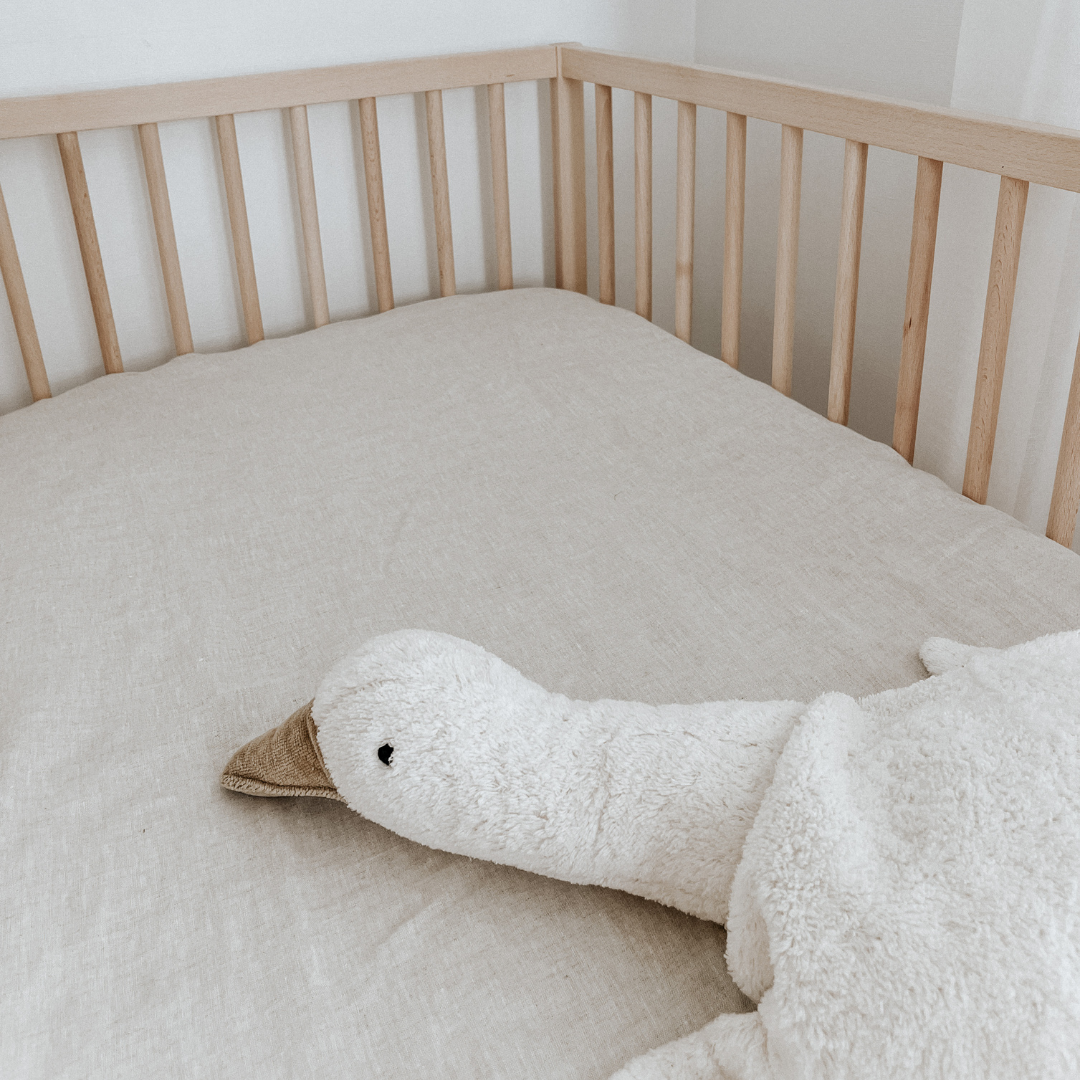 French flax linen fitted cot sheet in Natural Oat detail view