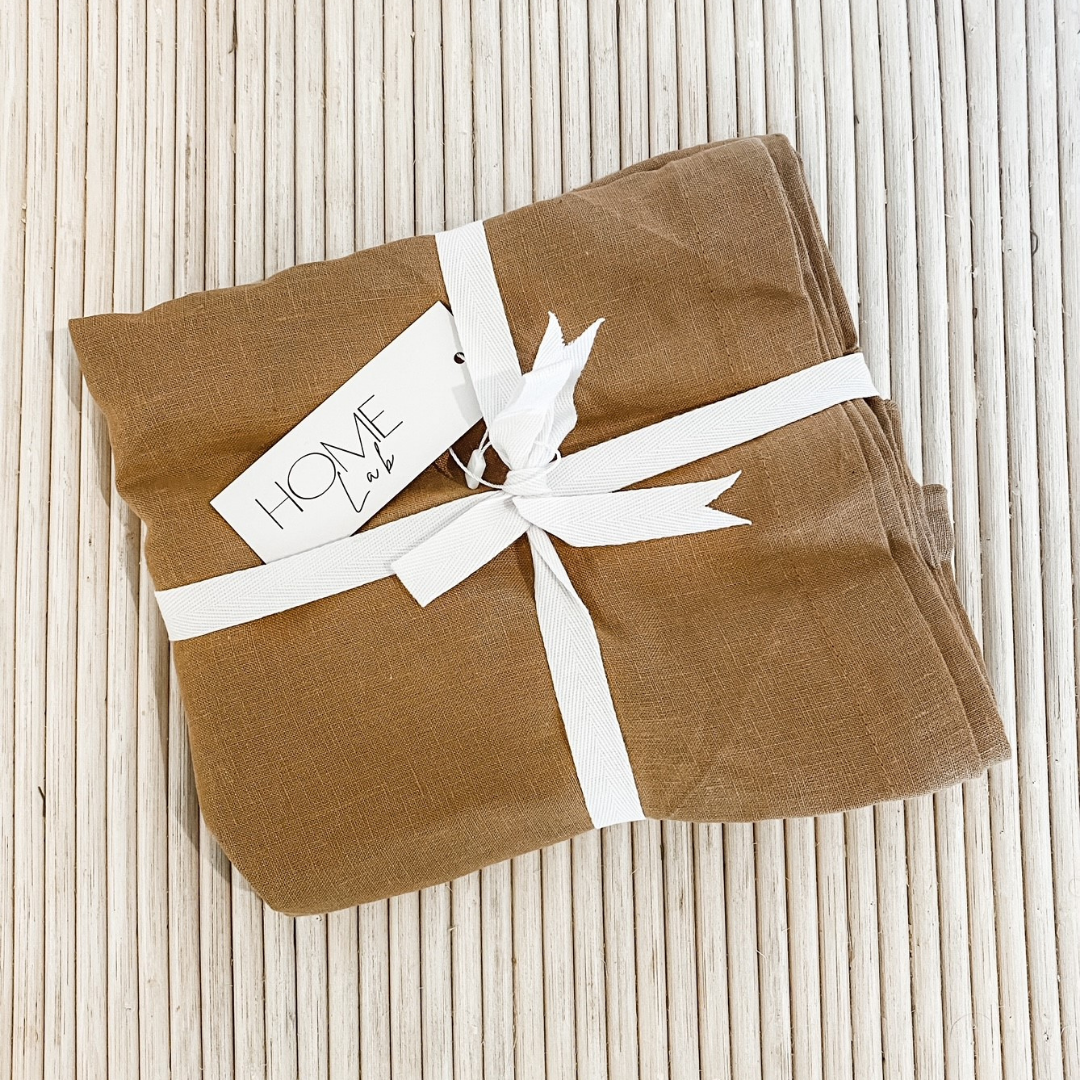 French flax linen napkin in Set Of 4 Ginger detail view