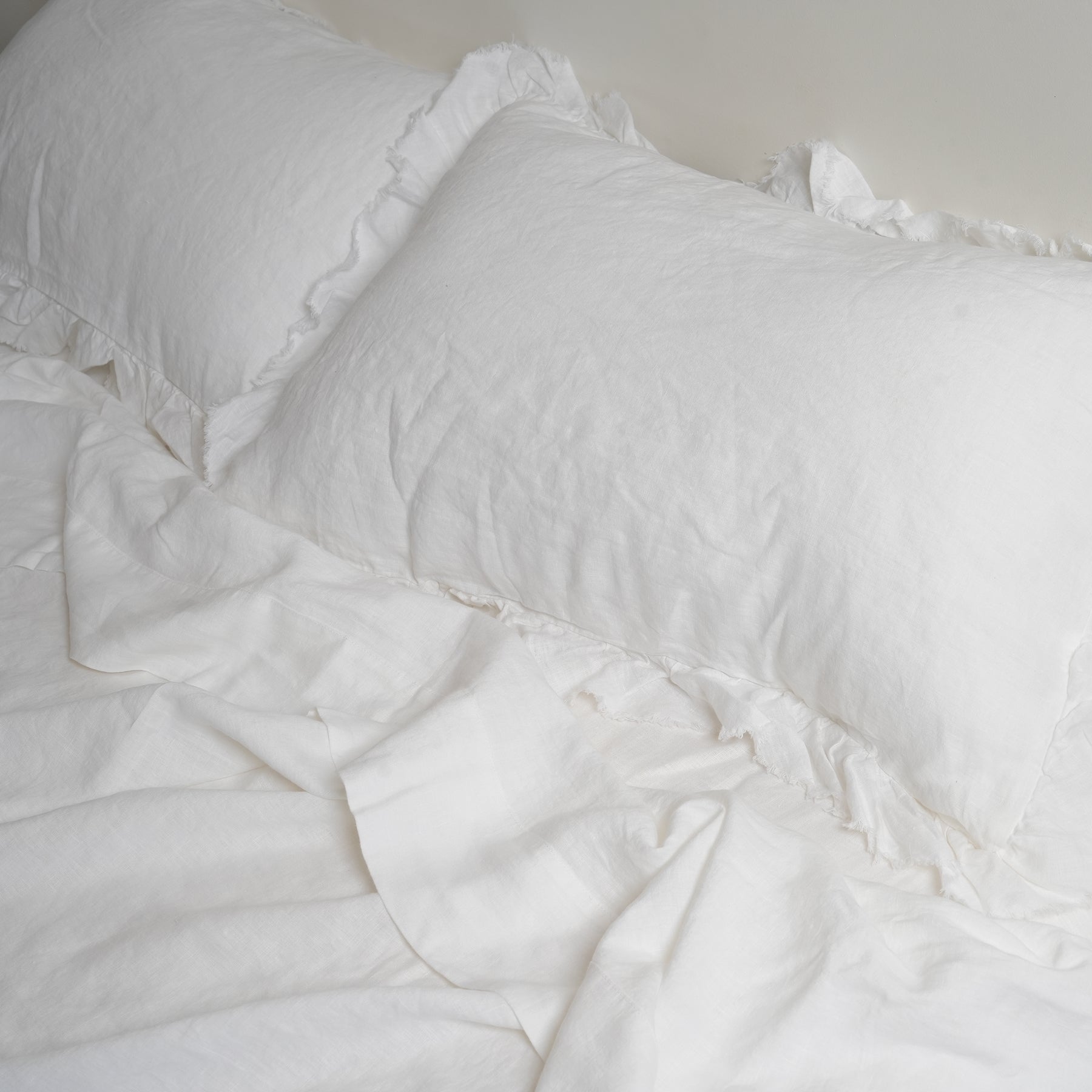 French flax linen ruffle edge pillowcase pair in White side view