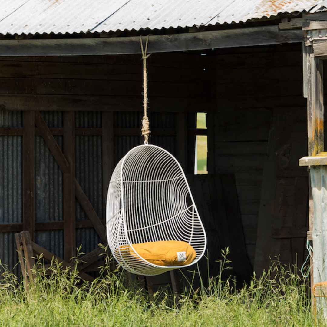 Hokianga hanging chair in White close-up of fabric