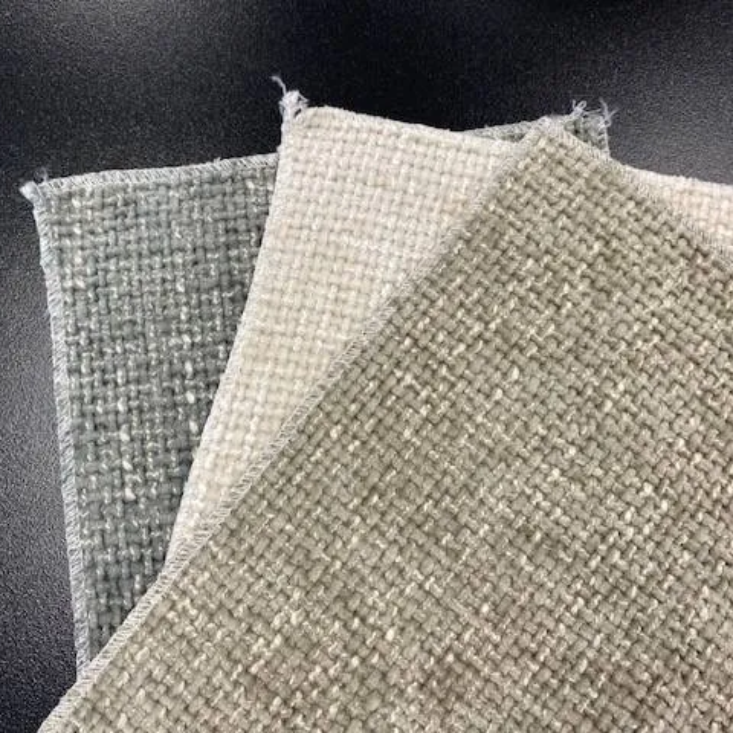 Hugo sofa in platinum, detail view