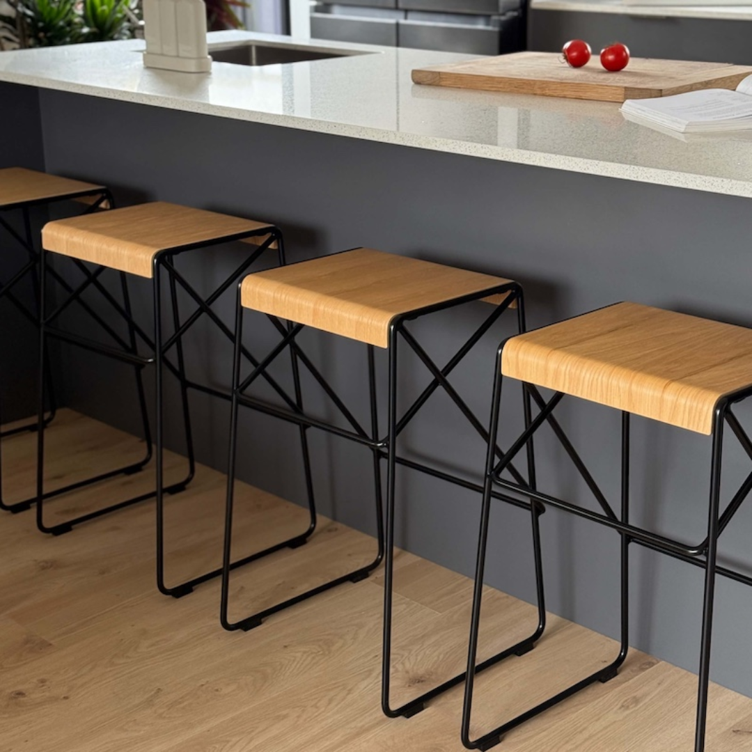 Karori stool in black