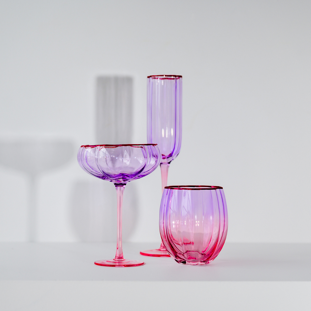 Petal champagne flute- set of 4 in lilac/blush, close-up