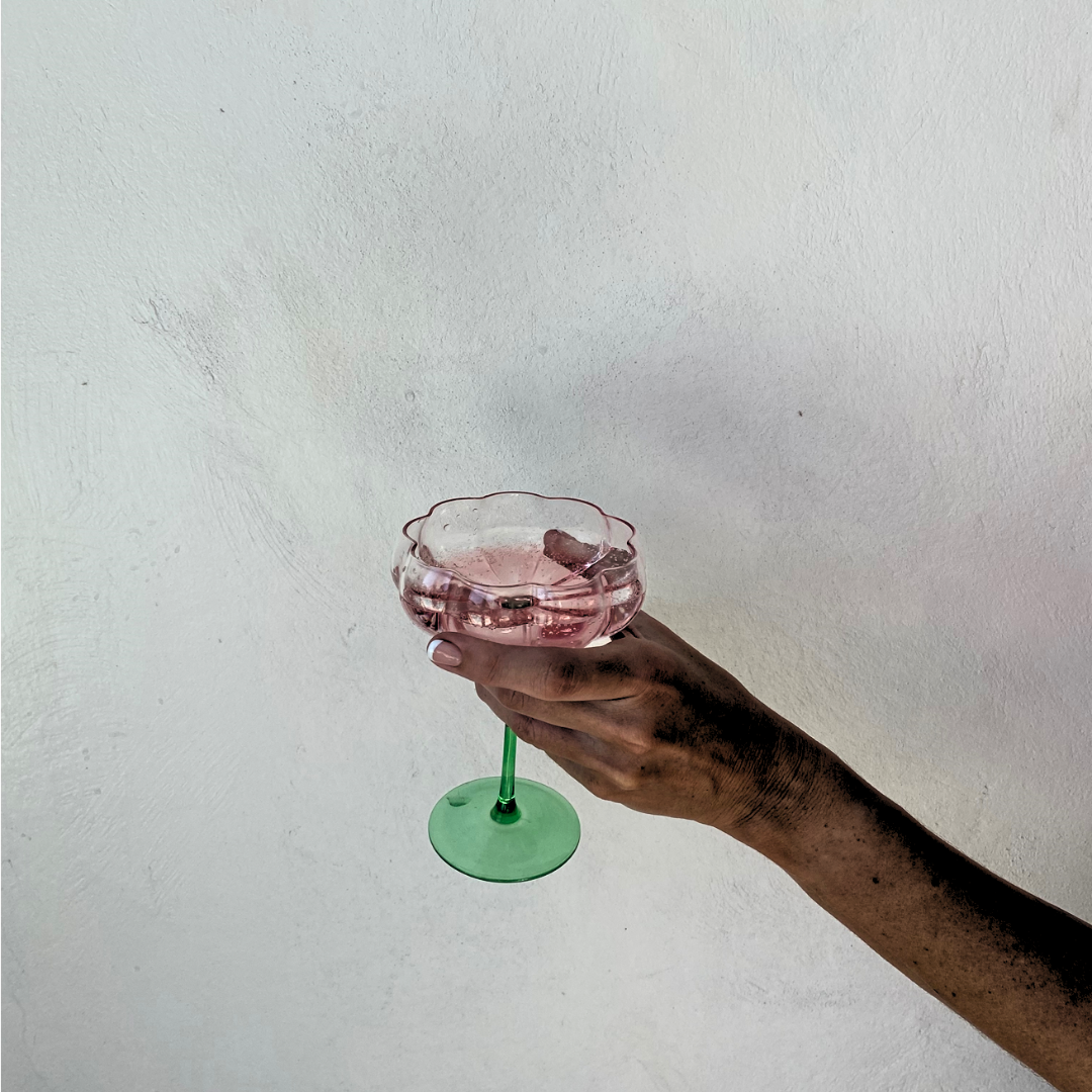 Petal cocktail glass- watermelon in set of 4, close-up