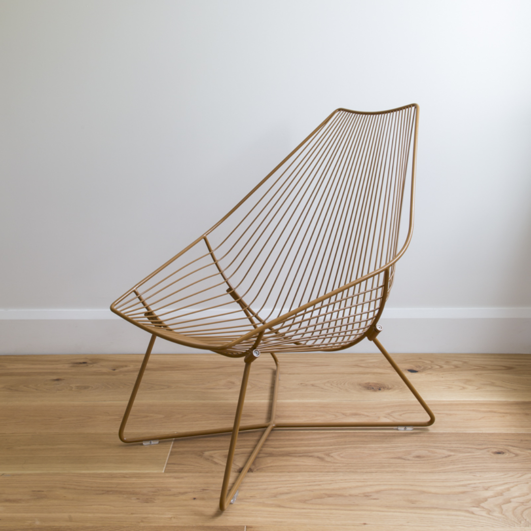 Piha lounger in toffee