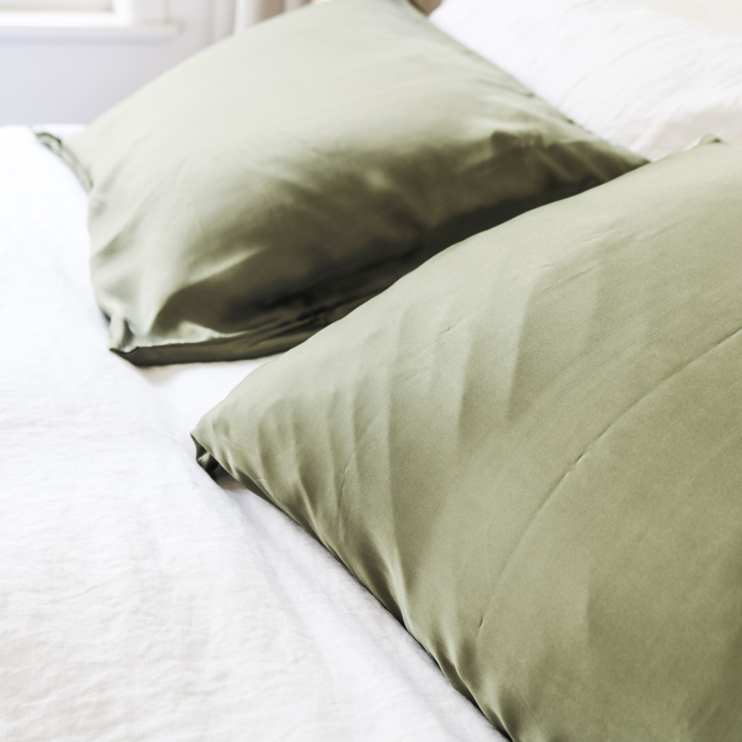 Pure silk pillowcase in Olive