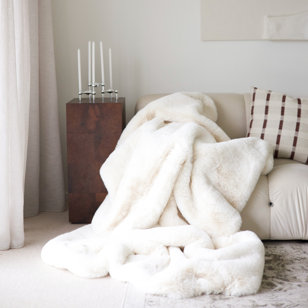 Vegan fur throw in big bear cream