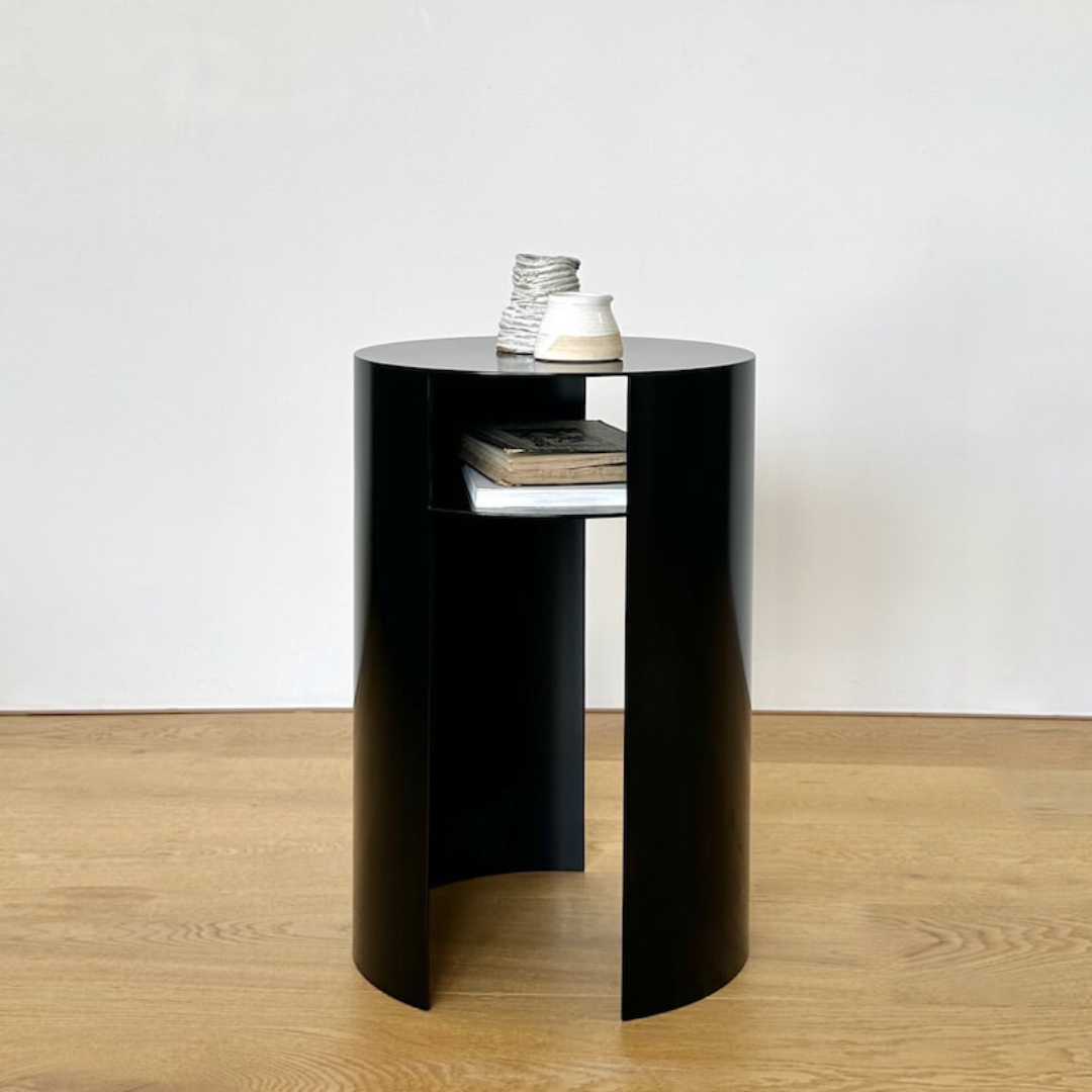 Waipuna table in stainless steel - black