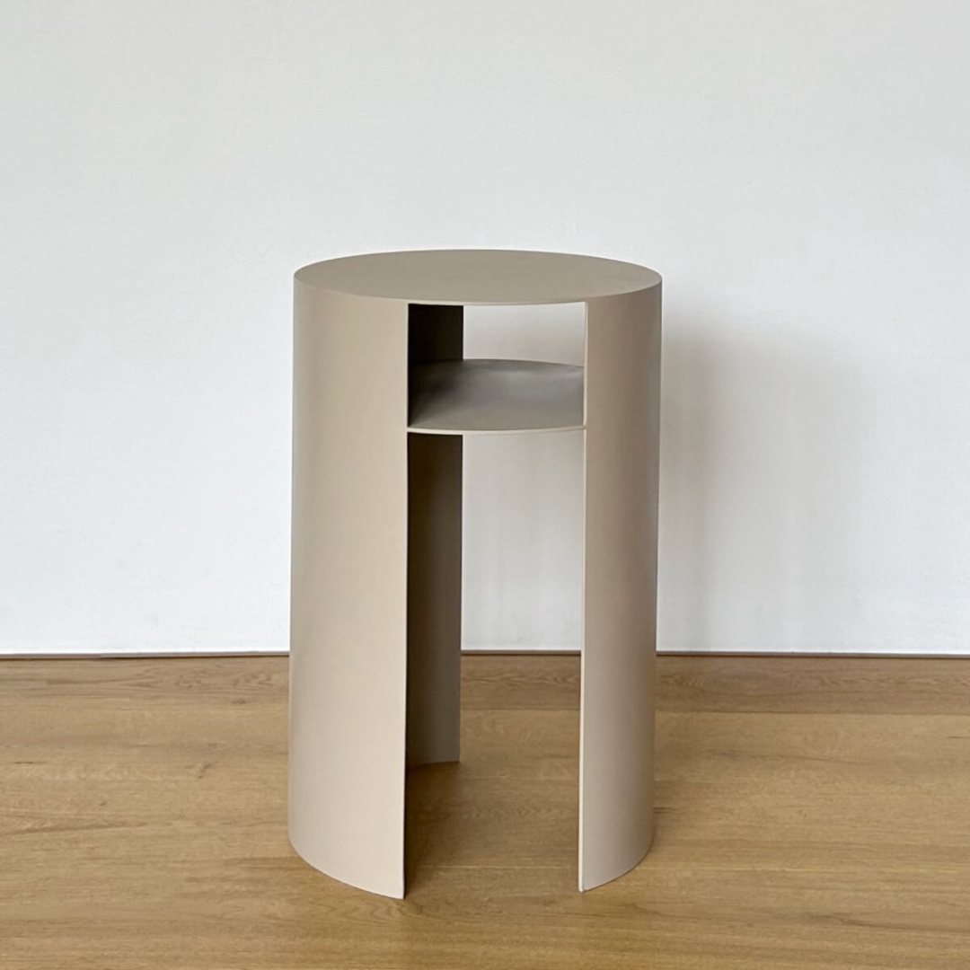 Waipuna table in stainless steel - putty