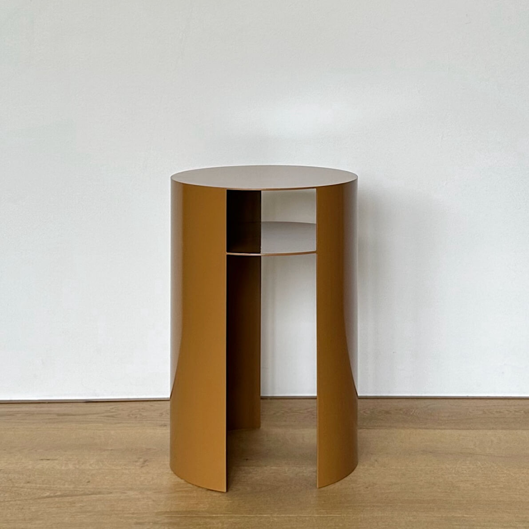 Waipuna table in stainless steel - toffee, styled shot